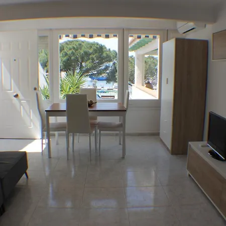 Agi Port De Apartamento Rosas